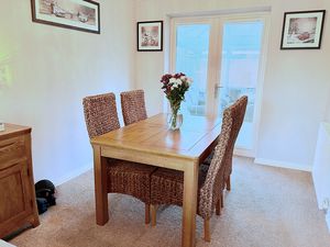 Photo 7- click for photo gallery